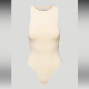 Aritzia Babaton 90’s Contour Bodysuit